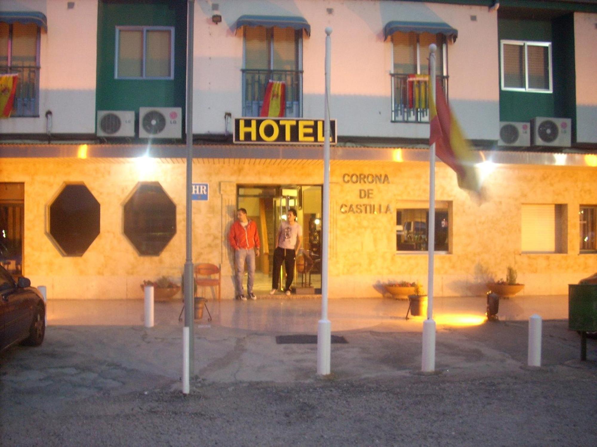 Hotel Corona De Castilla Villares de la Reina Екстер'єр фото