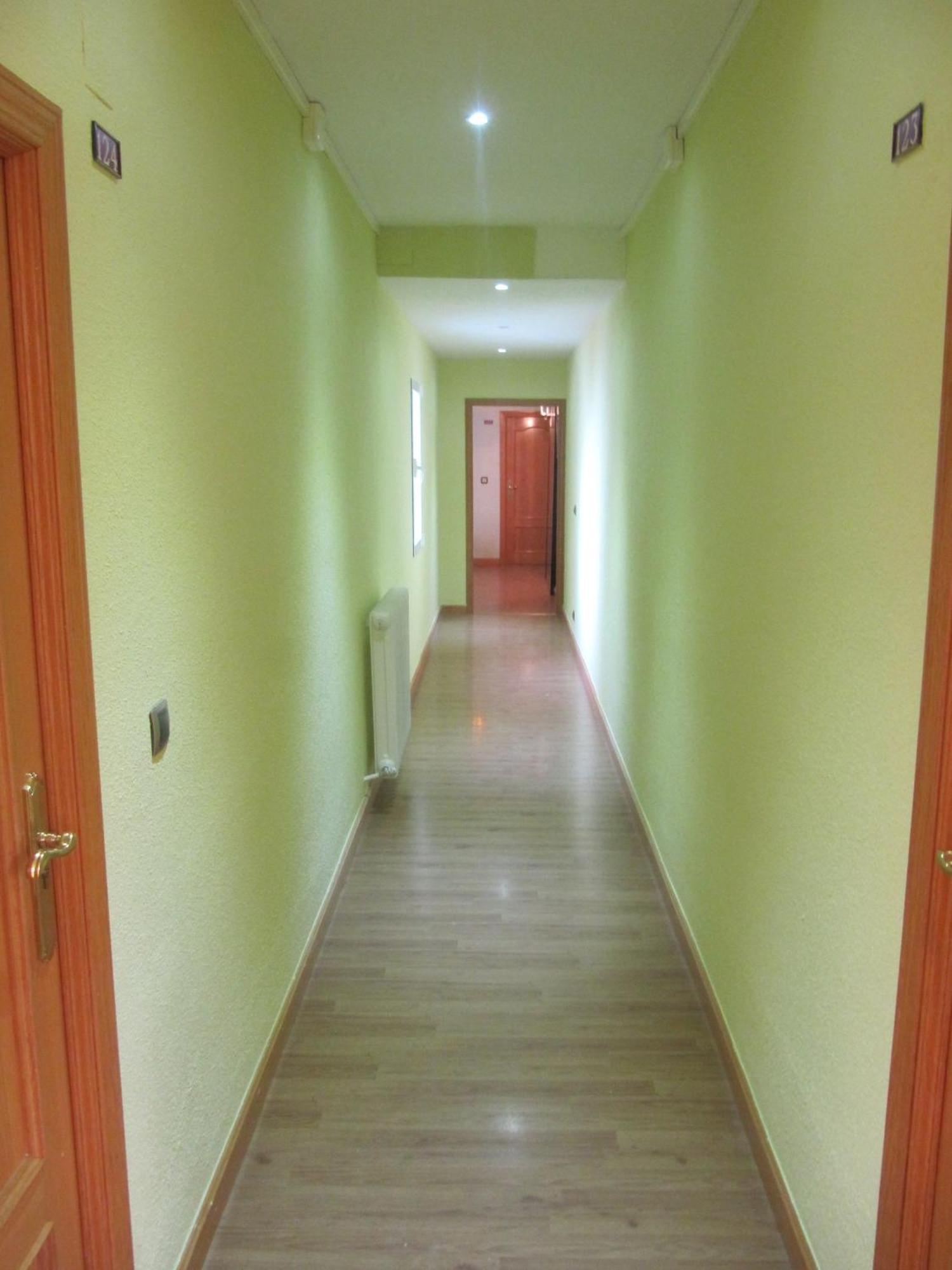 Hotel Corona De Castilla Villares de la Reina Екстер'єр фото